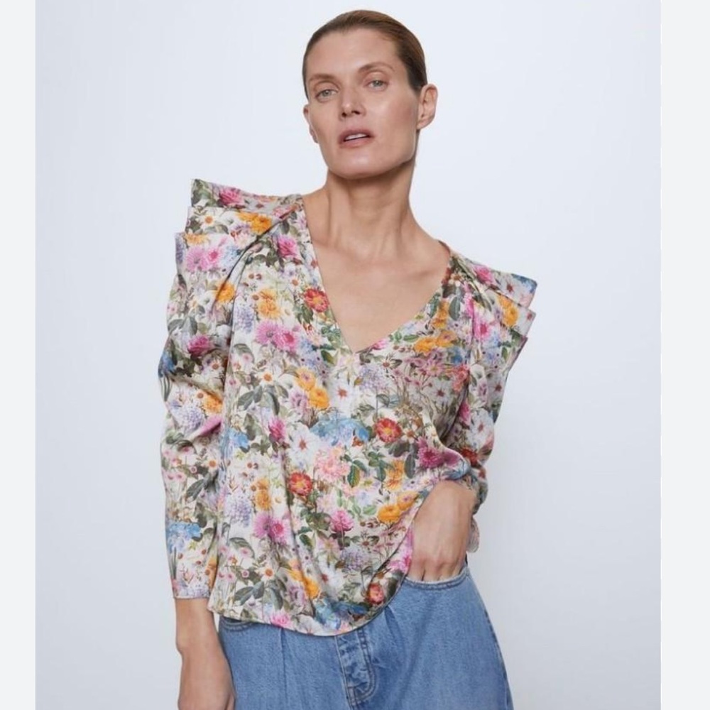 Zara Floral top with pleated shoulder detail